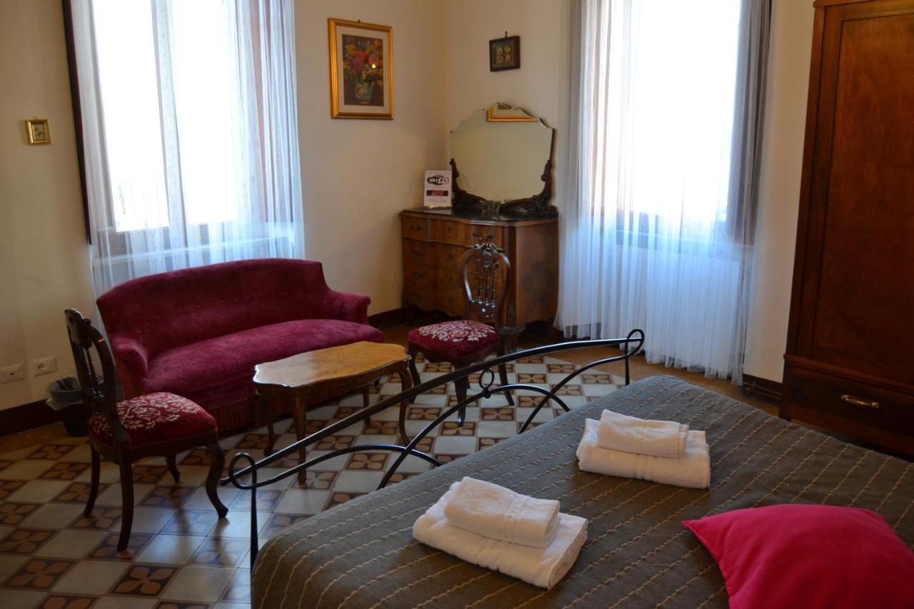 Time Out Hotel Pisa Eksteriør billede